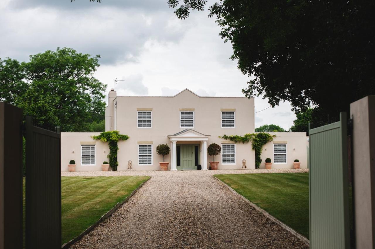 Large Country House - Hot Tub - Pool Table - Bbq - 5 Bedrooms - Log Burner Three Legged Cross Luaran gambar