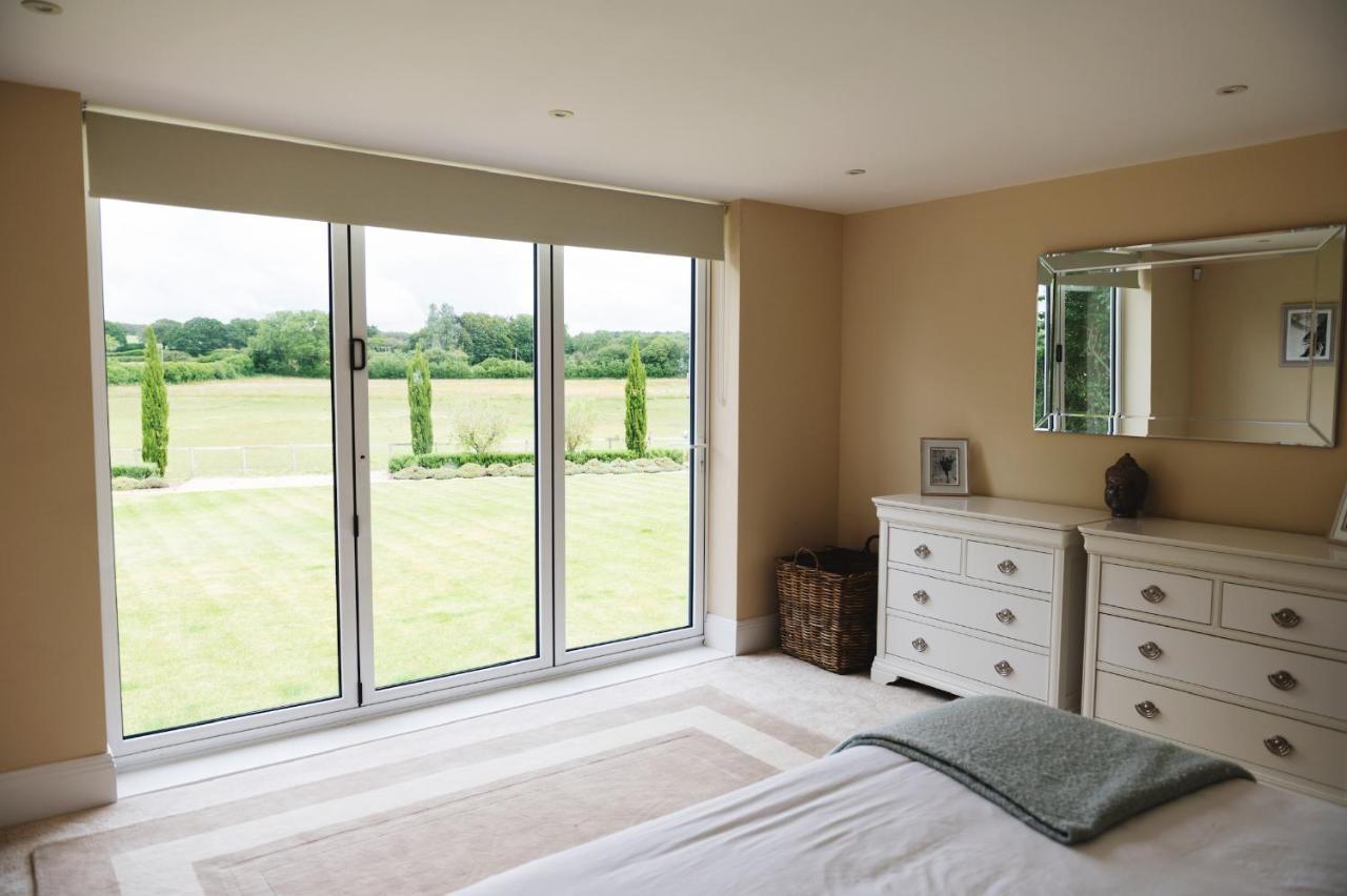 Large Country House - Hot Tub - Pool Table - Bbq - 5 Bedrooms - Log Burner Three Legged Cross Luaran gambar