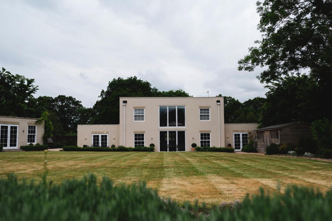 Large Country House - Hot Tub - Pool Table - Bbq - 5 Bedrooms - Log Burner Three Legged Cross Luaran gambar